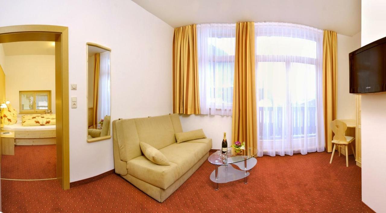 Hotel Platzwirt Rauris Bagian luar foto